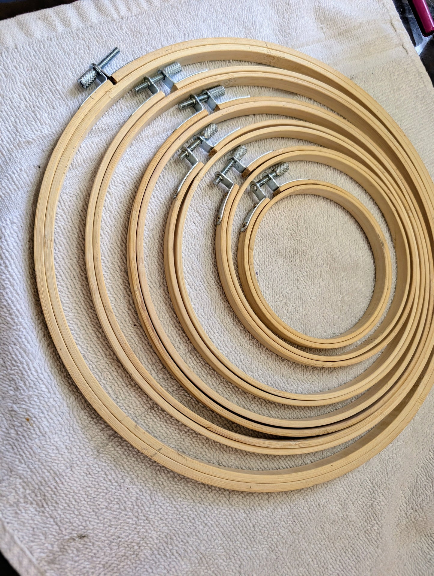 Wooden Round Embroidery Hoop Set