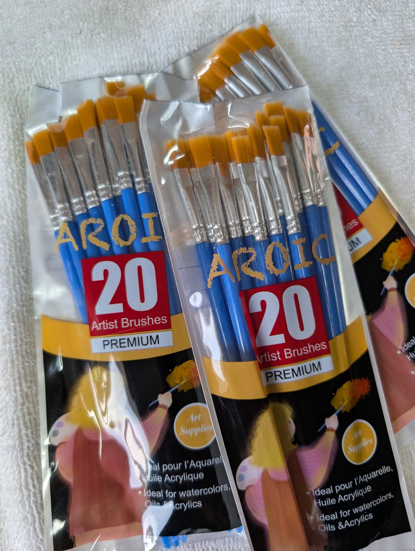 60 Medium Flat Paintbrushes