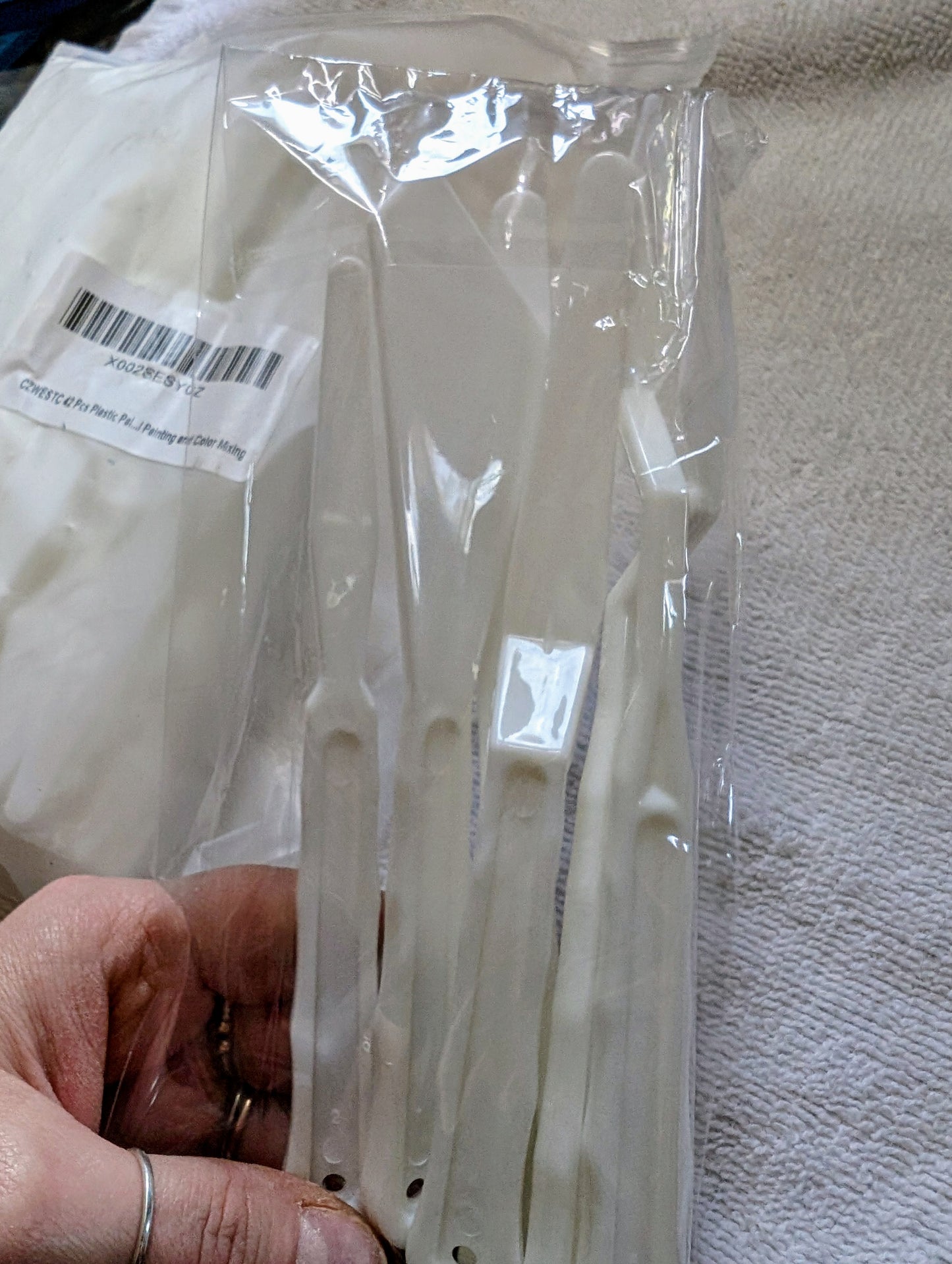 42 Plastic Palette Knives