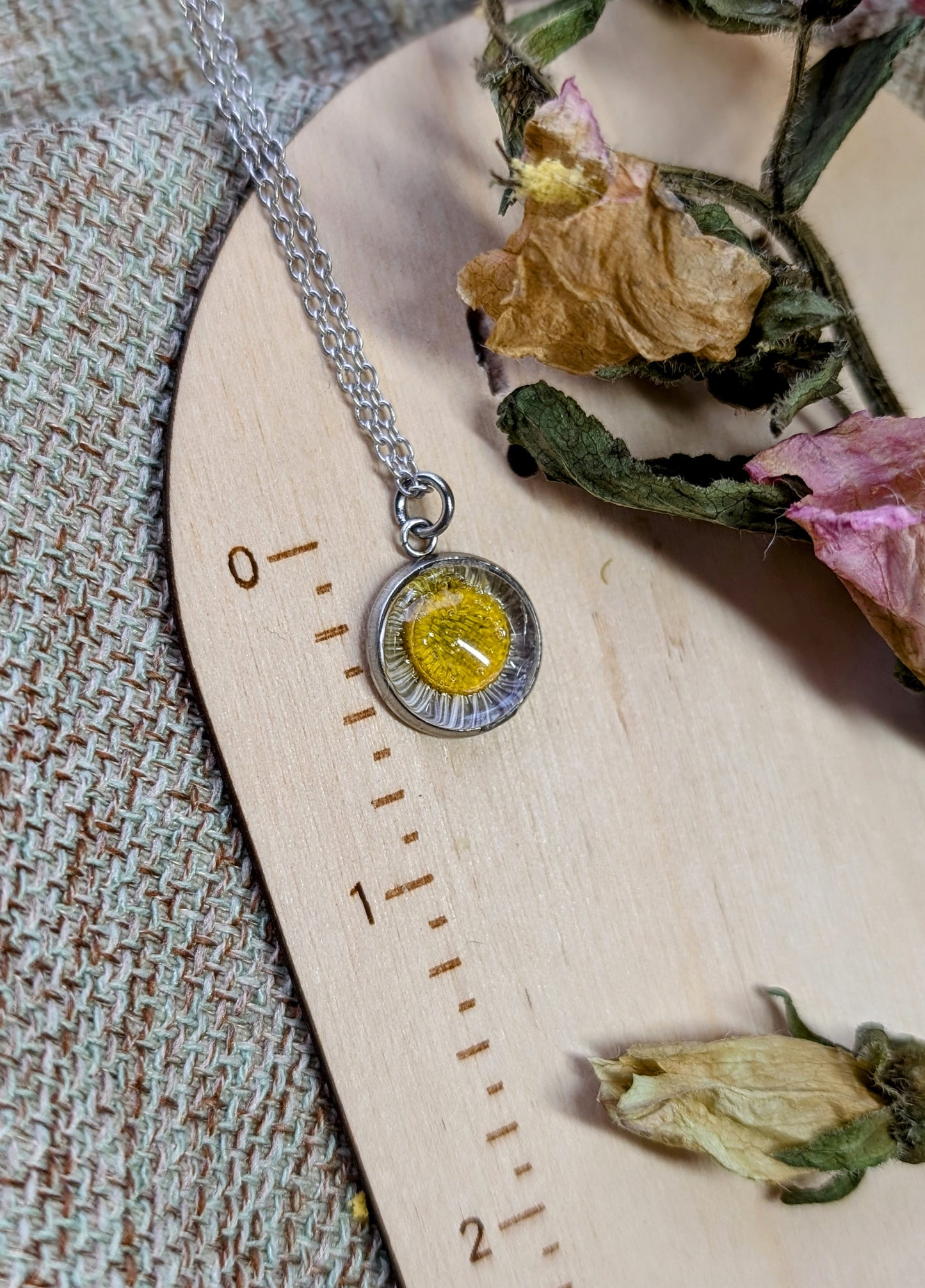 Alpine Daisy Sterling Silver Nature-Inspired Whimsical Necklace with Dried Floral Accents