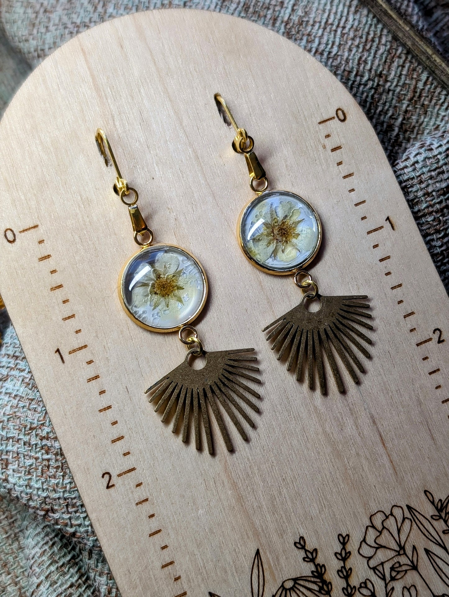 Cinquefoil Magical Pressed Flower Wildflower Earrings with 14k Gold