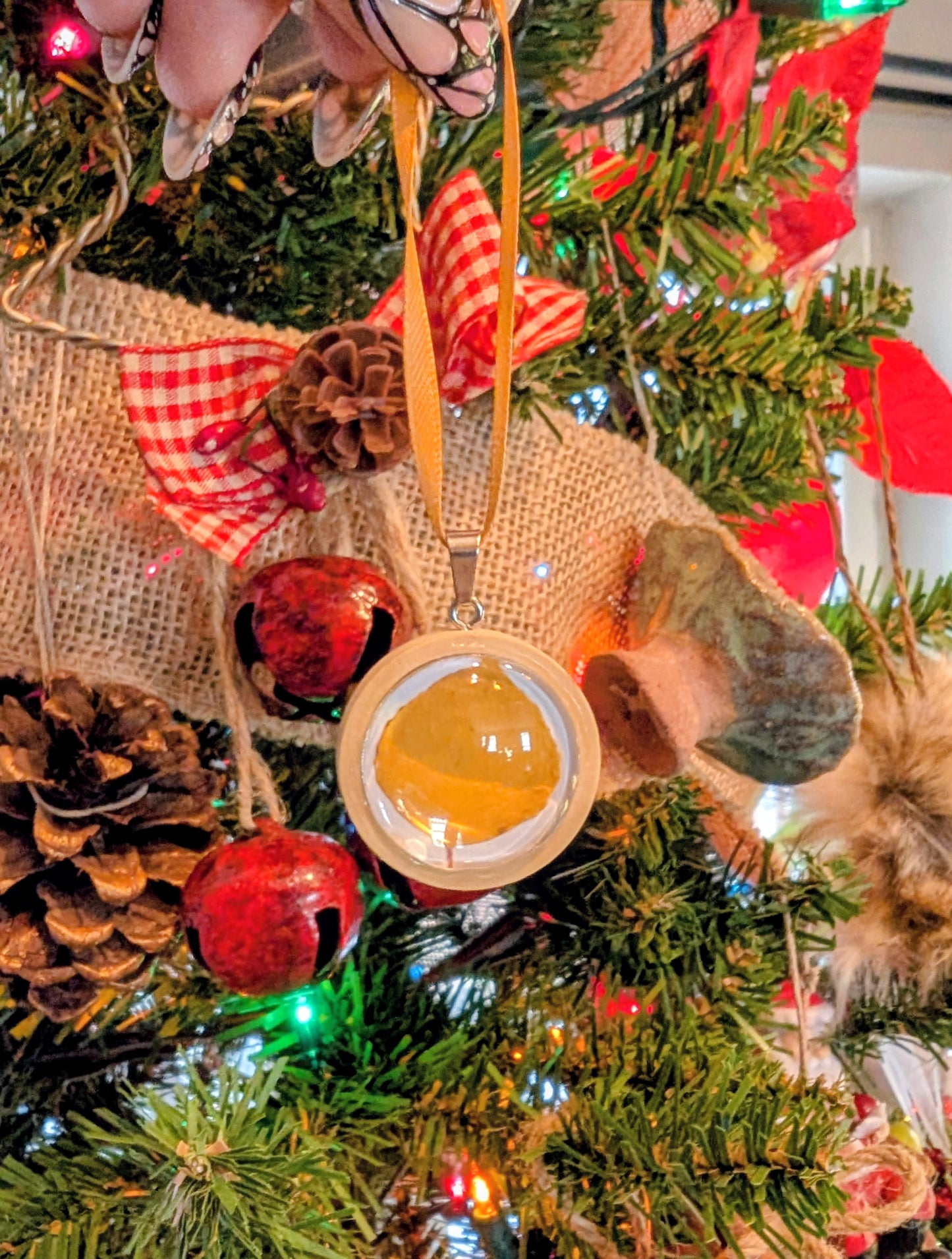 Small Wooden Aspen Leaf Ornaments