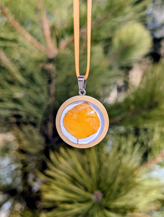 Small Wooden Aspen Leaf Ornaments