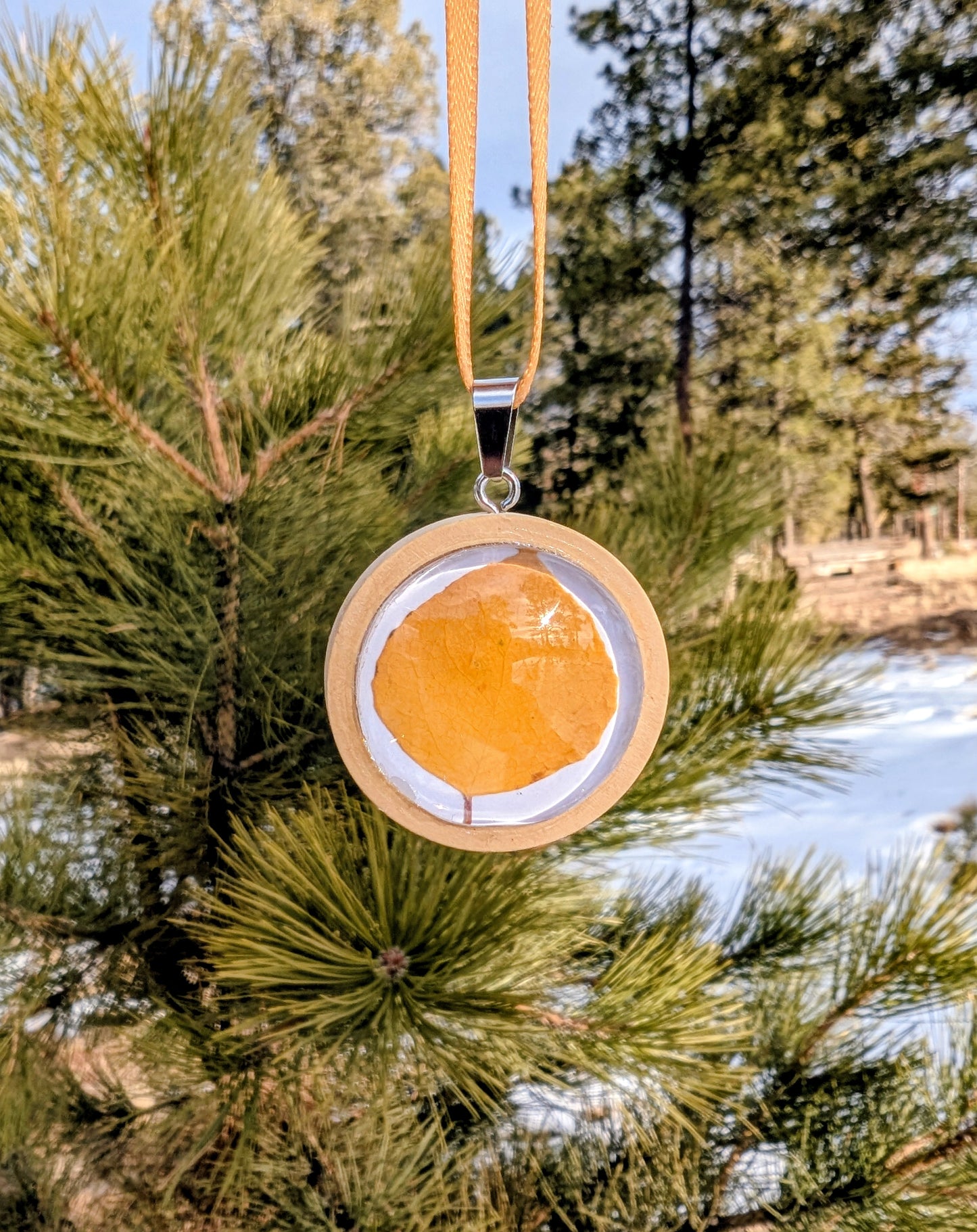 Small Wooden Aspen Leaf Ornaments